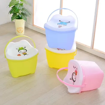 Plastic Pick-up Bench Hand-held Reception Bench Multi-use Children's Cartoon Reception Stool with Cover Bucket 
Plastic Pick-up Bench Hand-held Reception Bench Multi-use Children's Cartoon Reception Stool with Cover Bucket