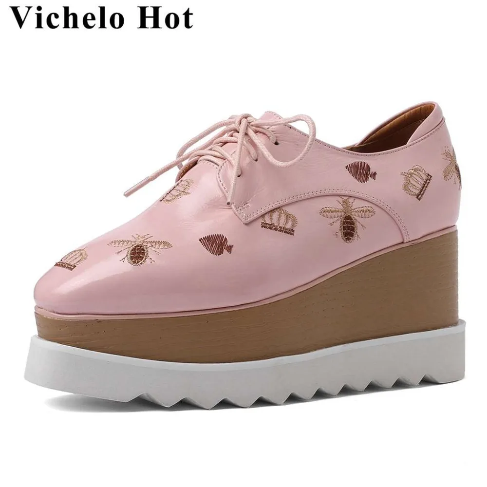 Vichelo Hot real cow leather little bee embroidety wedges platform punk square toe lace up European large size women pumps L22
Vichelo Hot real cow leather little bee embroidety wedges platform punk square toe lace up European large size women pumps L22