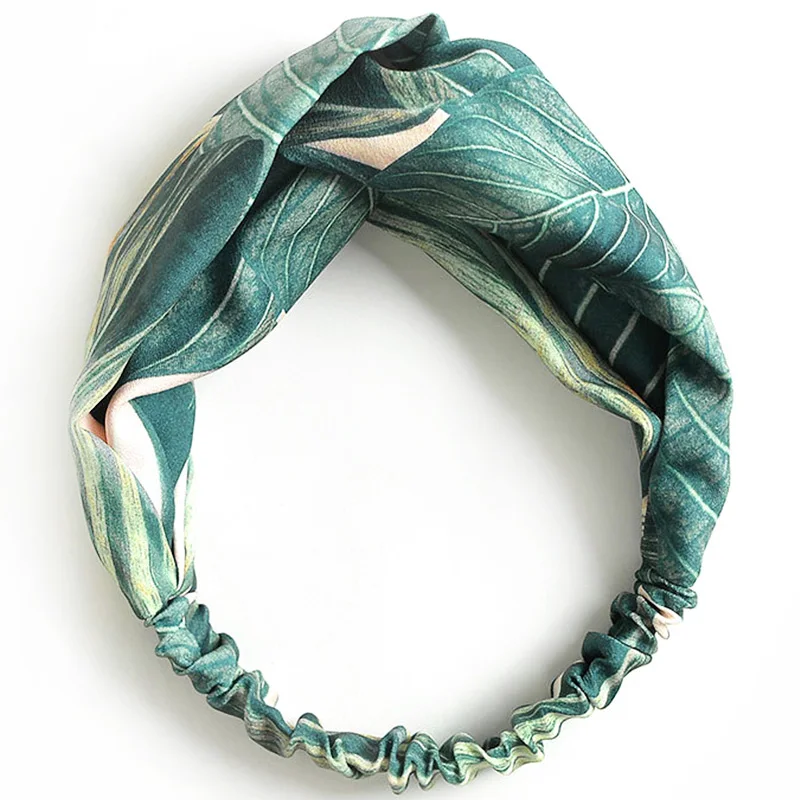 Bohemian Style Hairbands Print Turban Headbands For Women Retro Cross Knot Elastic Hair Bands Bandanas Women Hair Accessories
Bohemian Style Hairbands Print Turban Headbands For Women Retro Cross Knot Elastic Hair Bands Bandanas Women Hair Accessories
