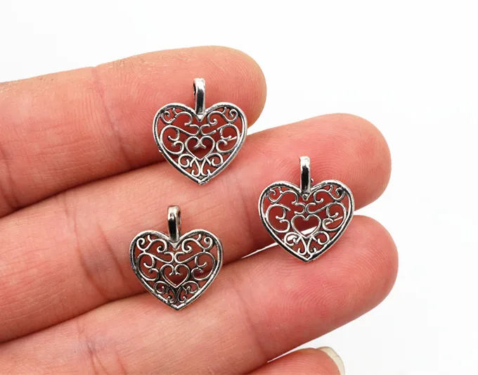 15pcs Charms hollow lovely heart 16x14mm Antique Making pendant fit,Vintage Tibetan Silver Bronze,DIY bracelet necklace
15pcs Charms hollow lovely heart 16x14mm Antique Making pendant fit,Vintage Tibetan Silver Bronze,DIY bracelet necklace