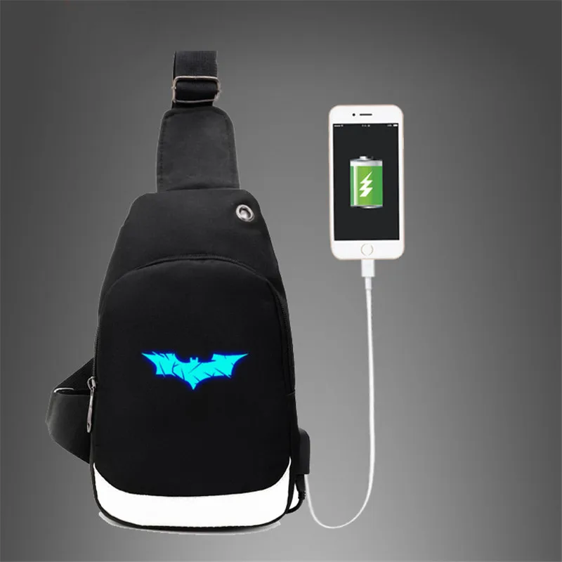 Batman Bat Man Messenger Chest Bag Pack Crossbody USB Port Bags Casual Bag Oxford Single Shoulder Strap Pack Luminous
Batman Bat Man Messenger Chest Bag Pack Crossbody USB Port Bags Casual Bag Oxford Single Shoulder Strap Pack Luminous