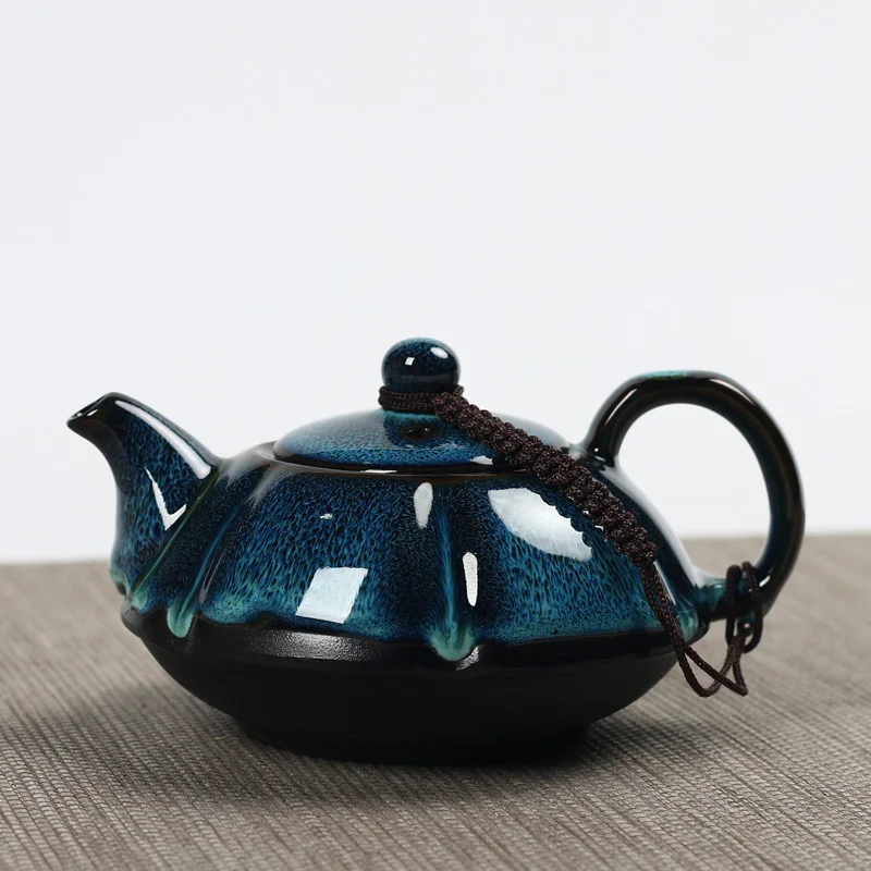 Jun kiln change glaze teapot,temmoku glaze pot Handmade kettle kung fu teapot Chinese tea ceremony supplies teapot 180ml
Jun kiln change glaze teapot,temmoku glaze pot Handmade kettle kung fu teapot Chinese tea ceremony supplies teapot 180ml