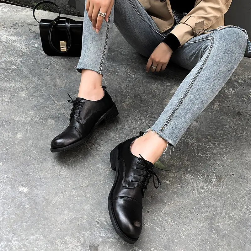 women's lace up oxfords wide width