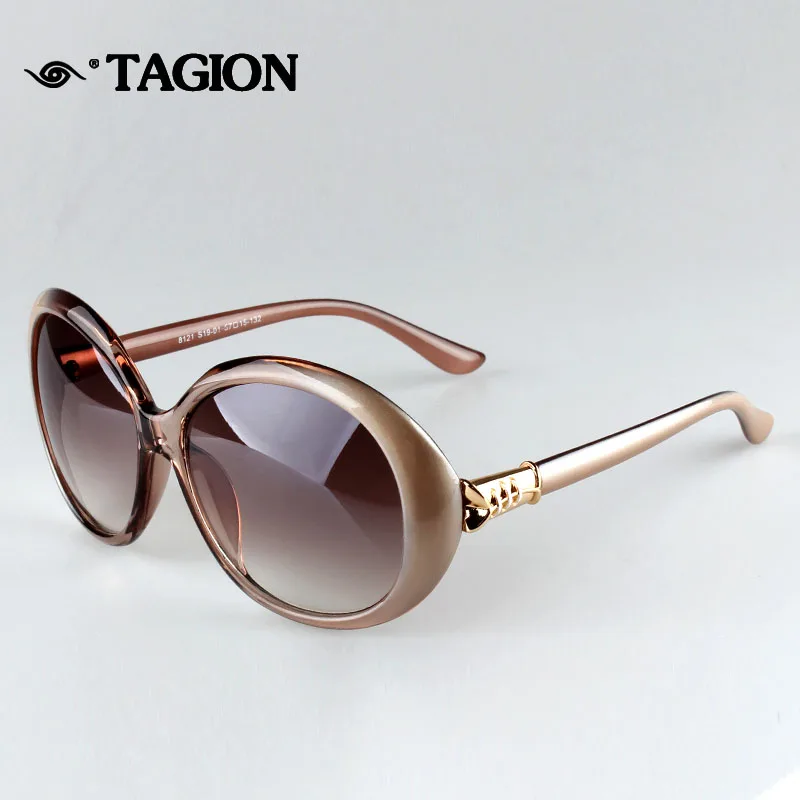2015 New Arrival Women Sunglasses High Quality Female Eyewear UV400 Protection Oculos De Sol Femininos Vintage Ladies Glass 8121
2015 New Arrival Women Sunglasses High Quality Female Eyewear UV400 Protection Oculos De Sol Femininos Vintage Ladies Glass 8121