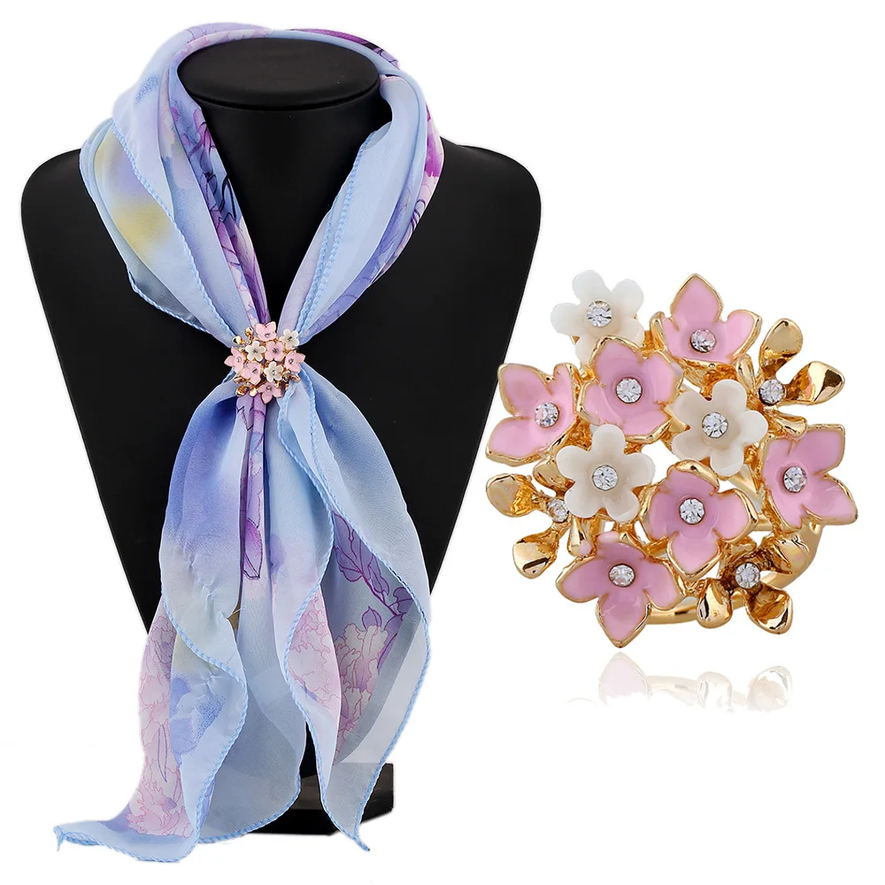 Buckle Brooch Scarves Clip Scarf Flower Three Elegant Pink White Color for Women Accessories 1X034
Buckle Brooch Scarves Clip Scarf Flower Three Elegant Pink White Color for Women Accessories 1X034