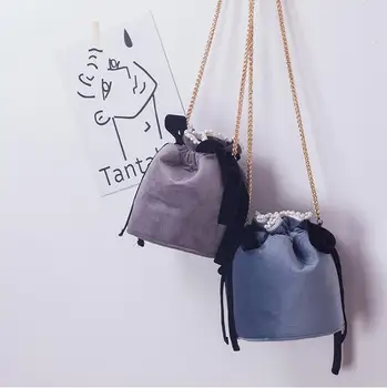 Angelatracy 2019 Lady Vintage Velour Velvet Pearl Bow high-fashion Ruched Drawstring Chain Women Crossbody Shoulder Bucket Bag
Angelatracy 2019 Lady Vintage Velour Velvet Pearl Bow high-fashion Ruched Drawstring Chain Women Crossbody Shoulder Bucket Bag