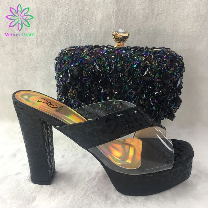 Black Color Italian Ladies Shoe and Bag Set Decorated with Rhinestone Nigerian Shoes and Bag Set for Wedding High Quality Shoes
Black Color Italian Ladies Shoe and Bag Set Decorated with Rhinestone Nigerian Shoes and Bag Set for Wedding High Quality Shoes