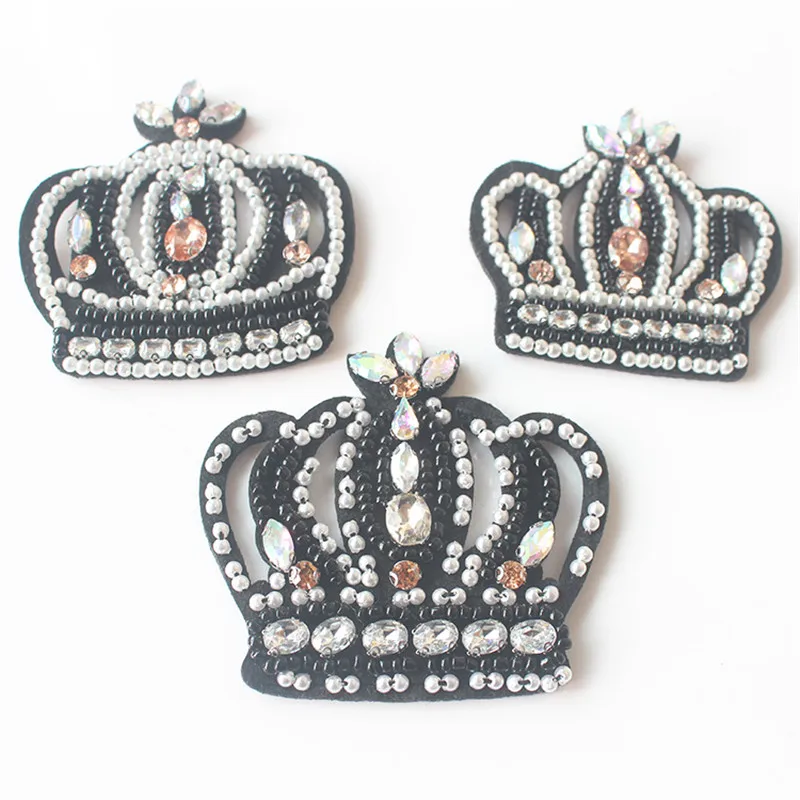 1PC Patches An Crown For Clothing Pearl Beads Embroidery Sew On Crown Patches Large For Apparel Bags DIY Accessories
1PC Patches An Crown For Clothing Pearl Beads Embroidery Sew On Crown Patches Large For Apparel Bags DIY Accessories