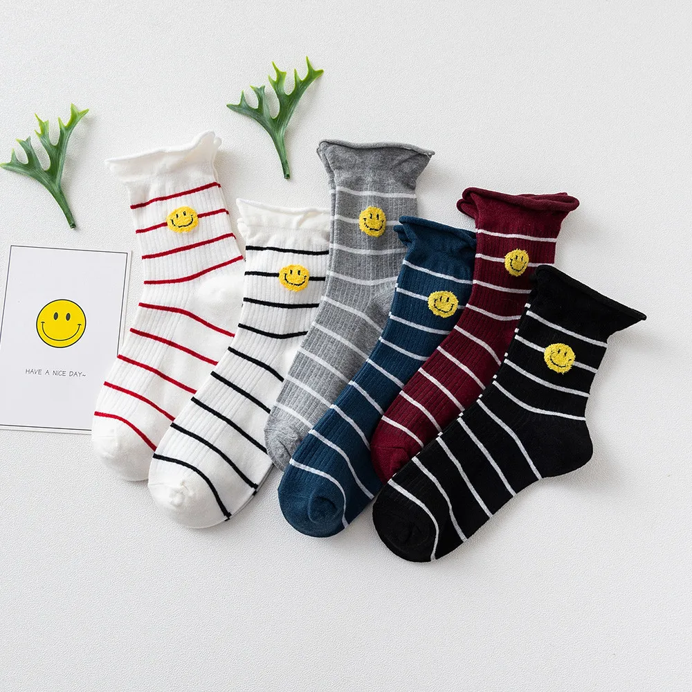 1Pairs Fashion Smile face Womens Comfortable Casual Stripe Cotton Short Ankle Socks Funny Youthful Style Socks Soxs NEW 2019 F3
1Pairs Fashion Smile face Womens Comfortable Casual Stripe Cotton Short Ankle Socks Funny Youthful Style Socks Soxs NEW 2019 F3