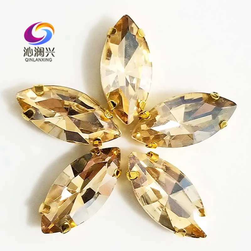 Golden bottom champion Horse eye shape Glass Crystal sew on claw rhinestones with holes,Diy Clothing accessories SWMG05
Golden bottom champion Horse eye shape Glass Crystal sew on claw rhinestones with holes,Diy Clothing accessories SWMG05