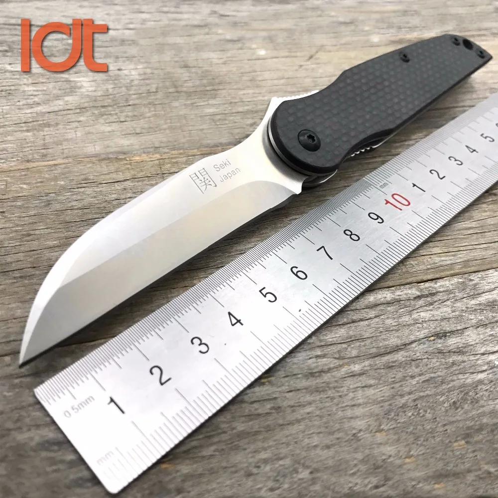 LDT Seki 032 Folding Knife D2 Blade Carbon Fiber Handle Camping Military Tactical Knives Outdoor Pocket Survival Knife EDC Tool
LDT Seki 032 Folding Knife D2 Blade Carbon Fiber Handle Camping Military Tactical Knives Outdoor Pocket Survival Knife EDC Tool