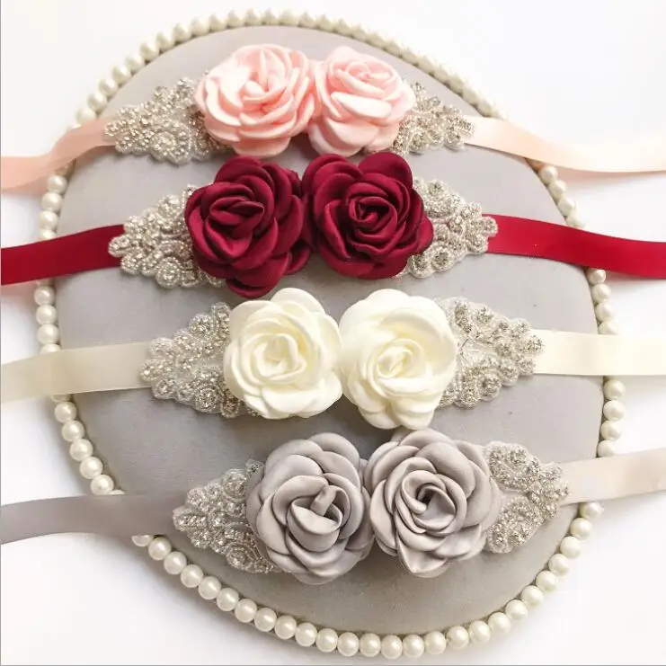 New Vintage Silk Ribbon Long Thin Belts Rose Flowers Shiny Rhinestones Woman Sash Belts Fashion Wedding Bridal Party Accessory
New Vintage Silk Ribbon Long Thin Belts Rose Flowers Shiny Rhinestones Woman Sash Belts Fashion Wedding Bridal Party Accessory