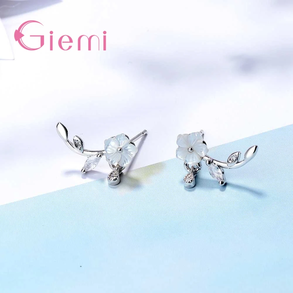 Beautiful Vintage White Flowers Design Exquisite 925 Sterling Silver Clear Cubic Zirconia Earrings Stud For Women Ladies
Beautiful Vintage White Flowers Design Exquisite 925 Sterling Silver Clear Cubic Zirconia Earrings Stud For Women Ladies