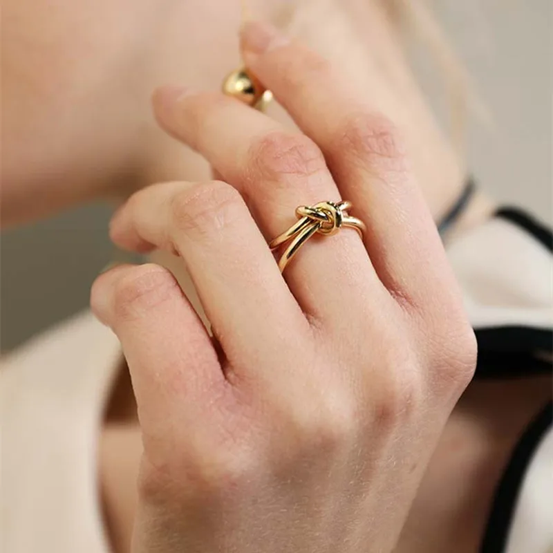 1PC Simple Gold Silver Color Bowknot Open Ring For Women Girl Trendy Glossy Tie Engagement Wedding Finger Ring Jewelry R55
1PC Simple Gold Silver Color Bowknot Open Ring For Women Girl Trendy Glossy Tie Engagement Wedding Finger Ring Jewelry R55