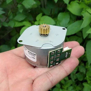 Two-phase Four-wire Stepper Motor for Copiers, Printers DC 12V Shaft Diameter 3.0mm with Copper Gear Step Angle 7.5 Degrees
Two-phase Four-wire Stepper Motor for Copiers, Printers DC 12V Shaft Diameter 3.0mm with Copper Gear Step Angle 7.5 Degrees