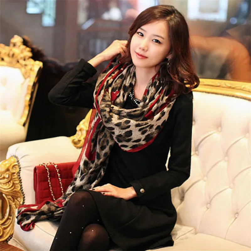 New Leopard Stylish Scarf Trendy Style Long Soft Scarf Silk Chiffon Wrap Shawl Scarves For Ladies bufanda mujer
New Leopard Stylish Scarf Trendy Style Long Soft Scarf Silk Chiffon Wrap Shawl Scarves For Ladies bufanda mujer