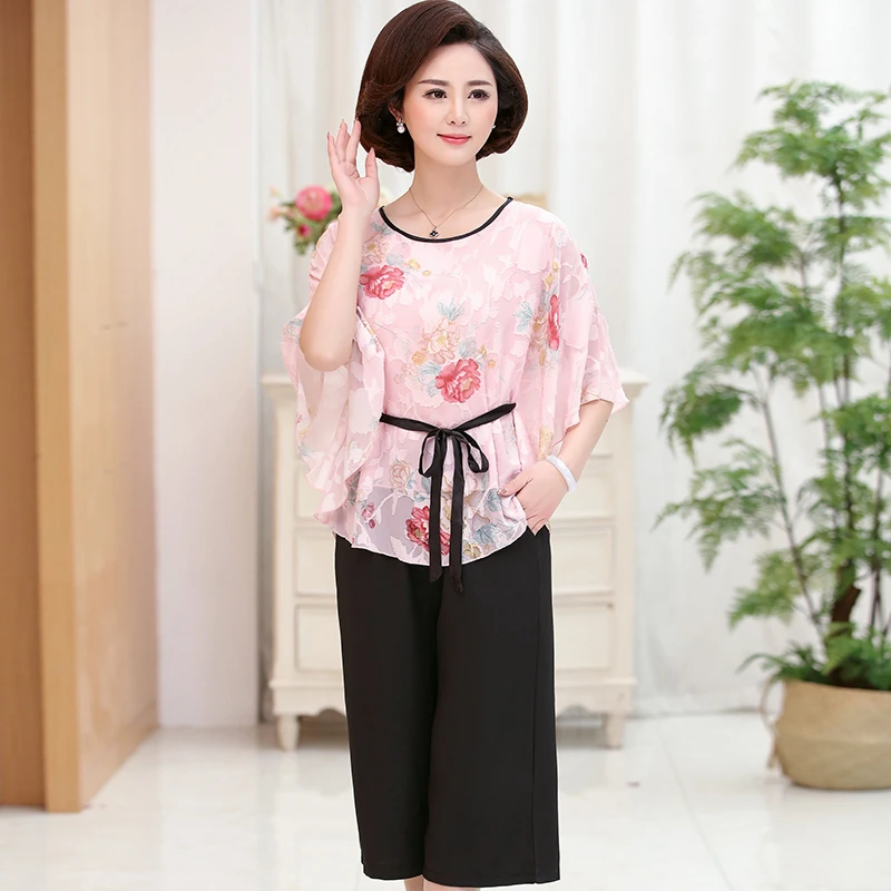 Women's floral printed silk blouse tops summer female batwing sleeve silk blouses soft chiffon blouse shirts
Women's floral printed silk blouse tops summer female batwing sleeve silk blouses soft chiffon blouse shirts