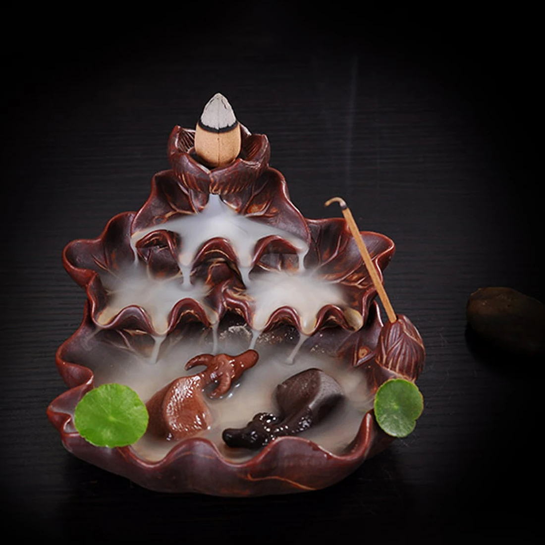 New Porcelain Lotus Incense Burner Cattle Censer Smoke Backflow Smell Removing Incensory Auspicious Censer Home Decor
New Porcelain Lotus Incense Burner Cattle Censer Smoke Backflow Smell Removing Incensory Auspicious Censer Home Decor