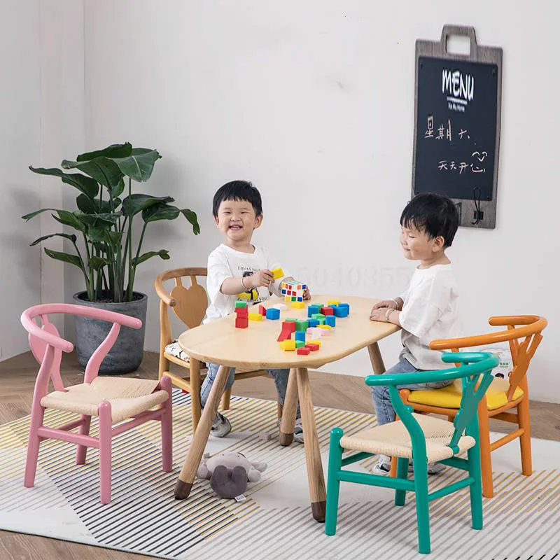 Solid wood children's dining chair study chair desk writing chair back home student correction sitting seat anti-slip stool
Solid wood children's dining chair study chair desk writing chair back home student correction sitting seat anti-slip stool