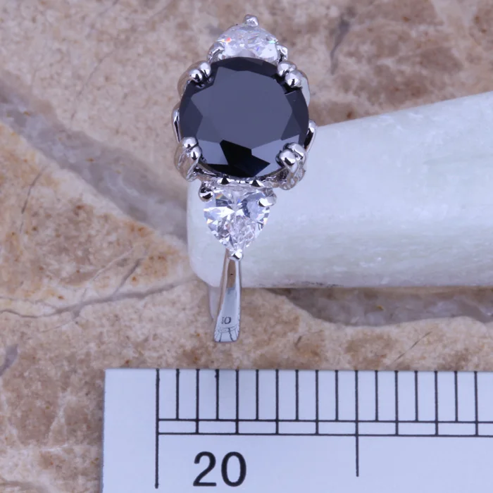 D833F1