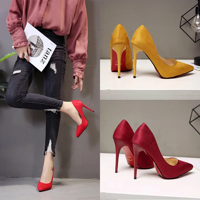 2019 Plus Size 44 Pumps Women Shoes Red Flock Slip-On Shallow Wedding Party Pointed Toe High Heels 11.5CM Pump Chaussures Femme
2019 Plus Size 44 Pumps Women Shoes Red Flock Slip-On Shallow Wedding Party Pointed Toe High Heels 11.5CM Pump Chaussures Femme