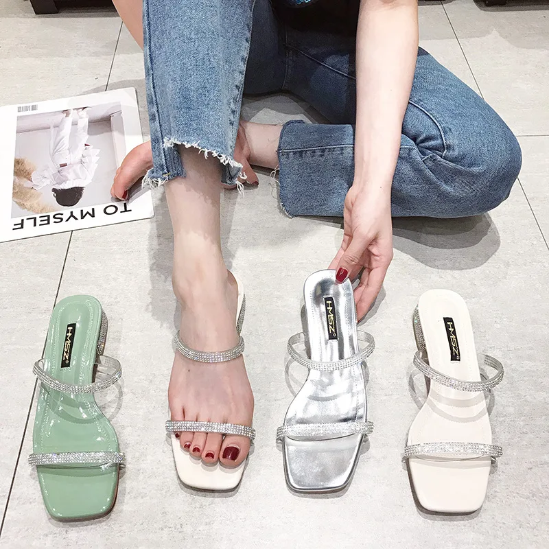 korean crystal slip-ons slides summer woman shoes brand open toe med-heels gladiator slippers fresh beach ladies flip flops 2019
korean crystal slip-ons slides summer woman shoes brand open toe med-heels gladiator slippers fresh beach ladies flip flops 2019