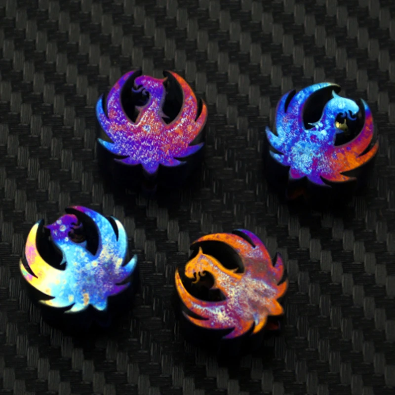 1PCS Phoenix Bird Titanium Alloy Colorful Knife Beads Umbrella Rope Cord Outdoor EDC Pendant Bead
1PCS Phoenix Bird Titanium Alloy Colorful Knife Beads Umbrella Rope Cord Outdoor EDC Pendant Bead