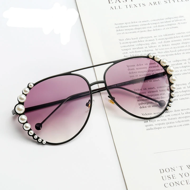 2019 New Luxury Sunglasses Women Design Brand Sun Glasses Metal Farme Gradient Shades Eyewear UV400
2019 New Luxury Sunglasses Women Design Brand Sun Glasses Metal Farme Gradient Shades Eyewear UV400
