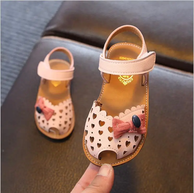 2019 New Summer Children Sandals for Girls Genuine Leather Bowtie Princess Shoes Kids Princess Sandals Baby Toddler Shoes Pink
2019 New Summer Children Sandals for Girls Genuine Leather Bowtie Princess Shoes Kids Princess Sandals Baby Toddler Shoes Pink