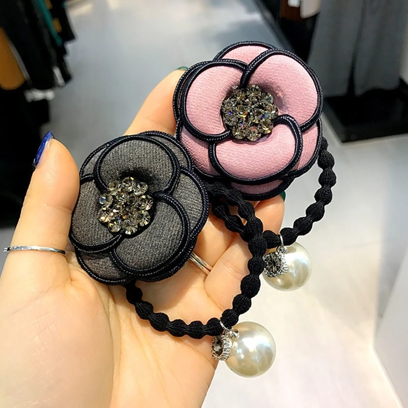 Korean Fabric Camellia Flower Imitation Pearl Rubber Elastic Hair Bands Girl Women Fashion Ponytail Holder Hair Accessories
Korean Fabric Camellia Flower Imitation Pearl Rubber Elastic Hair Bands Girl Women Fashion Ponytail Holder Hair Accessories