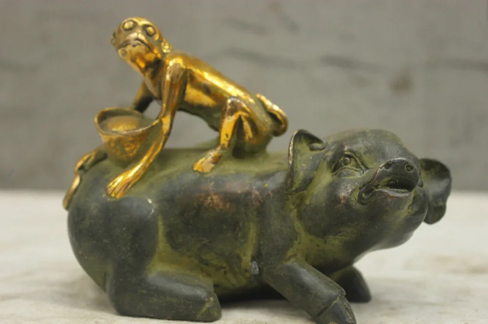 Chinese China Folk Culture Handmade Old bronze Brass Statue Zodiac Monkey Pig