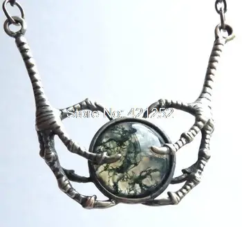 10pcs Game of Thrones Moss A gate and Raven Talons Pendant Game of Thrones necklace jewelry Raven claws game of thrones jewelry
10pcs Game of Thrones Moss A gate and Raven Talons Pendant Game of Thrones necklace jewelry Raven claws game of thrones jewelry