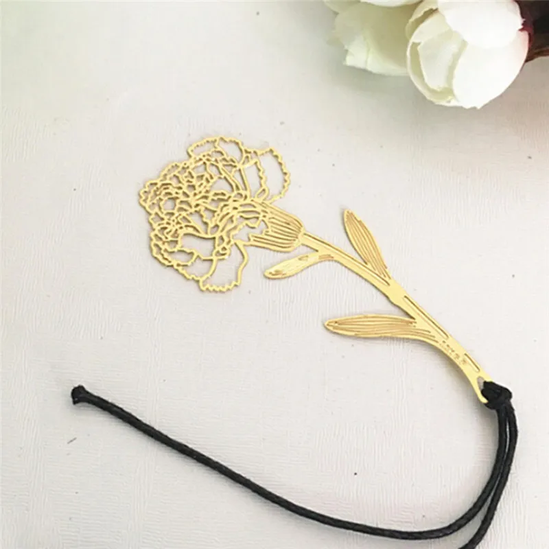 1piece Gold Color Carnations Aestheticism Metal Bookmark Creative Hollow Out Bookmarks Business Gift
1piece Gold Color Carnations Aestheticism Metal Bookmark Creative Hollow Out Bookmarks Business Gift