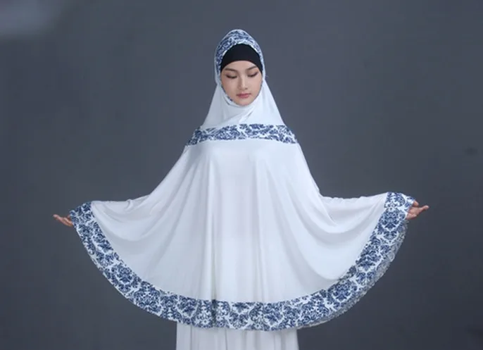 4 colors Contrast color islam & muslim hijab Blue and white Muslim hijabs/Lady's pilgrimage dedicated hijab free shipping HJ059
4 colors Contrast color islam & muslim hijab Blue and white Muslim hijabs/Lady's pilgrimage dedicated hijab free shipping HJ059
