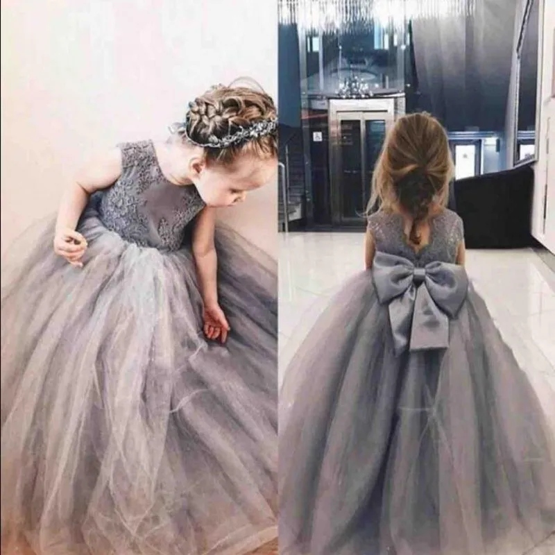 robe mariage fille Gray Flower Girls Dress Cute Bow Long Pageant Dress Kids Party Dress First Communion Dresses For Girls
robe mariage fille Gray Flower Girls Dress Cute Bow Long Pageant Dress Kids Party Dress First Communion Dresses For Girls