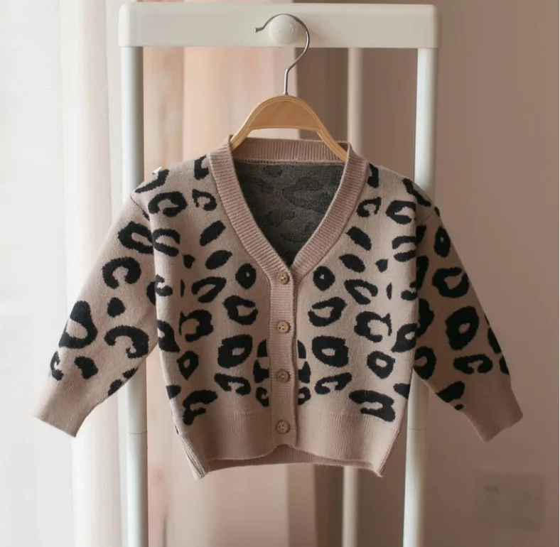 New Baby Girl Sweaters Cute Leopard Printed Toddler Girls Knitted Cardigan Kids Boys Sweaters Coats Wear Children Clothing Gifts
New Baby Girl Sweaters Cute Leopard Printed Toddler Girls Knitted Cardigan Kids Boys Sweaters Coats Wear Children Clothing Gifts