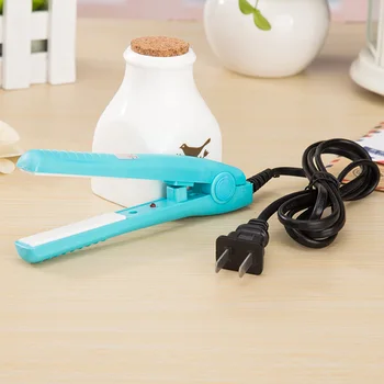 Hot Electric Hair Comb Curling Mini Ceramic Hot Straightening Small Electric Plywood Straight Iron Clip wyt77
Hot Electric Hair Comb Curling Mini Ceramic Hot Straightening Small Electric Plywood Straight Iron Clip wyt77