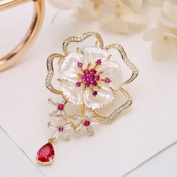 Fashion White Shell Flower Brooch Crystal Red Stone Water shape Drop CZ pins Female Coat ornament Women Jewelry Accessories
Fashion White Shell Flower Brooch Crystal Red Stone Water shape Drop CZ pins Female Coat ornament Women Jewelry Accessories