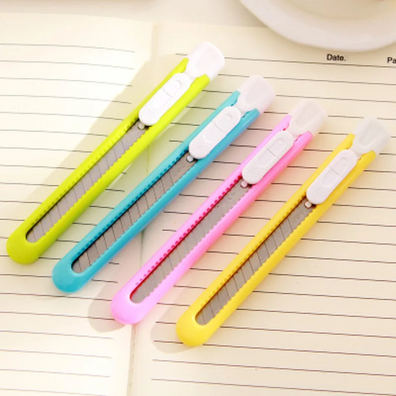 1PCS New Mini Utility Knife Kawaii Stationery Children Crafts DIY Cute Stationery Student Craft Supplies Kindergarten Supplies
1PCS New Mini Utility Knife Kawaii Stationery Children Crafts DIY Cute Stationery Student Craft Supplies Kindergarten Supplies