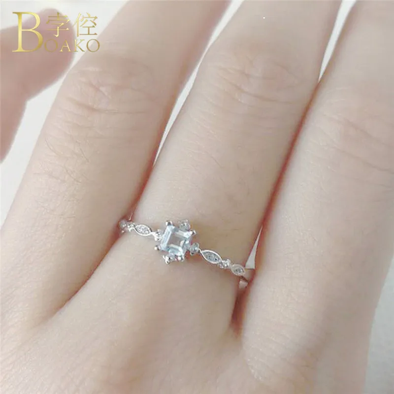 Geometric Square Cute Little Lori Crystal Romantic Engagement Ring Elegant Luxury Flash Crystal Crown Rings For Women Size 10 R5
Geometric Square Cute Little Lori Crystal Romantic Engagement Ring Elegant Luxury Flash Crystal Crown Rings For Women Size 10 R5