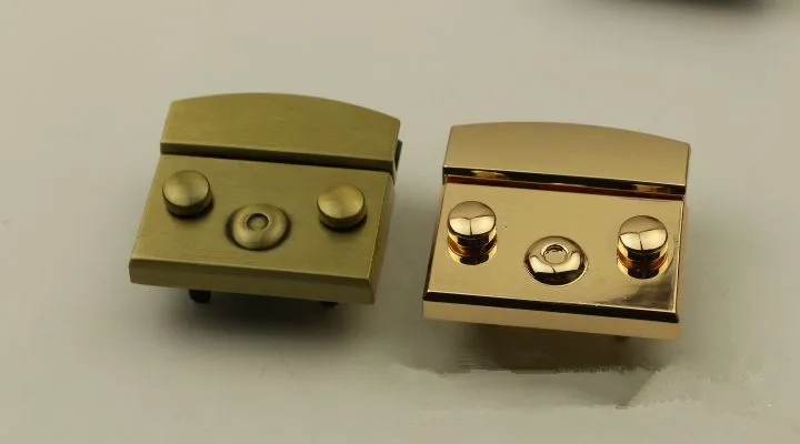 8908574503_598437754