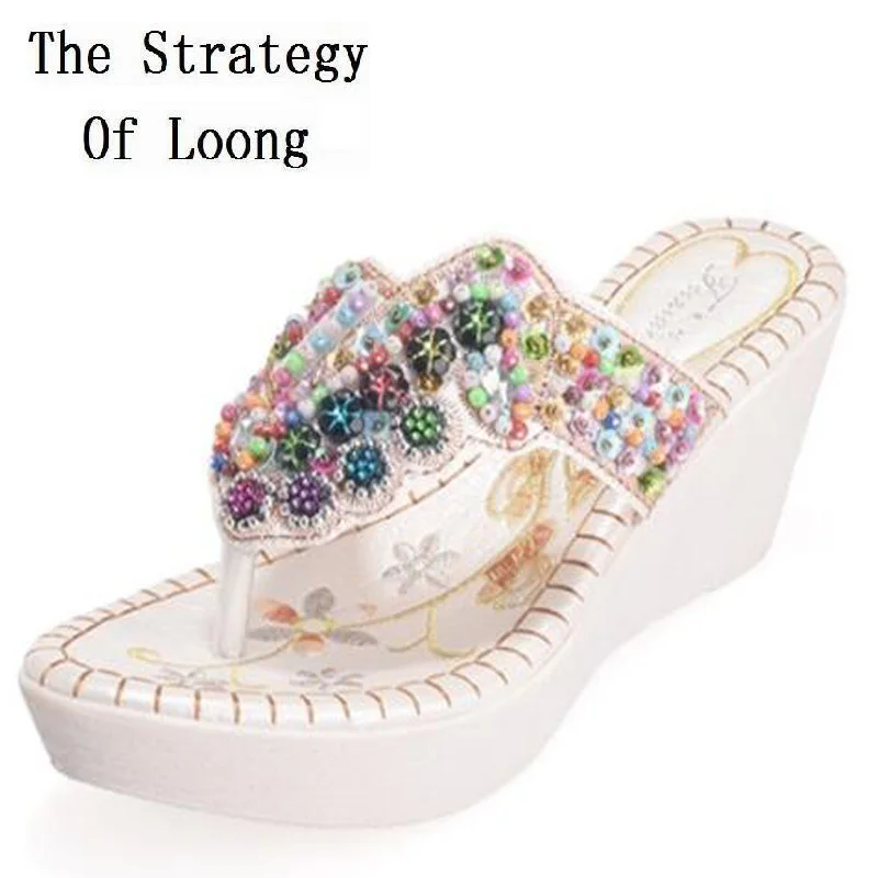 Women Summer Chunky Heels Beading Wedges Platform Retro Slippers 2019 New Arrival Rhinestone Bohemia Style Lady Beach Flip Flops
Women Summer Chunky Heels Beading Wedges Platform Retro Slippers 2019 New Arrival Rhinestone Bohemia Style Lady Beach Flip Flops