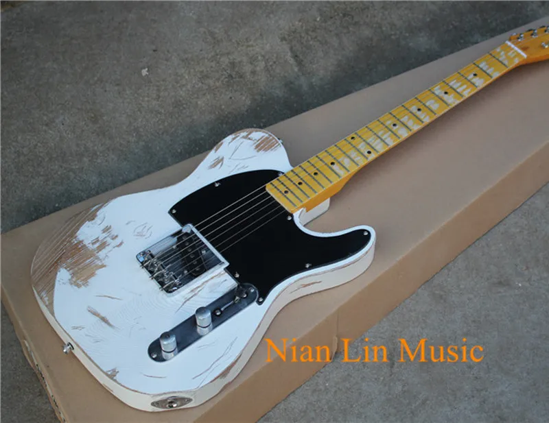 6-String Electric Guitar,21 Frets,Ash wood Body,Vintage Knobs and Yellow Maple Fingerboard,In Relic Style,can be Customized
6-String Electric Guitar,21 Frets,Ash wood Body,Vintage Knobs and Yellow Maple Fingerboard,In Relic Style,can be Customized