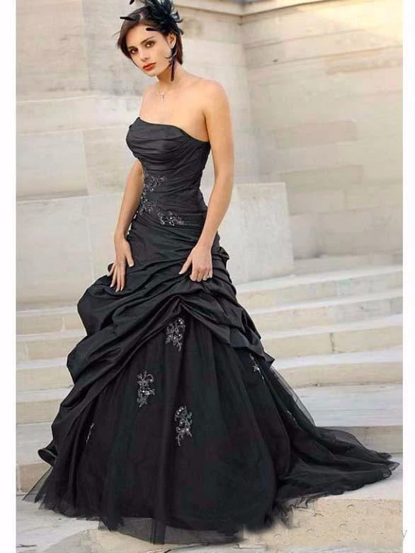 Black Gothic Wedding Dresses Custom Sweep Train A-Line Pleats Applique Tulle Strapless Bridal Gowns Wedding Vestidos
Black Gothic Wedding Dresses Custom Sweep Train A-Line Pleats Applique Tulle Strapless Bridal Gowns Wedding Vestidos