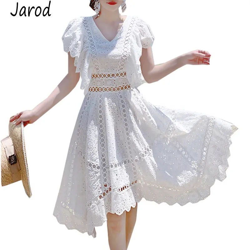 Women's Elegant Hollow out irregular Dress 2019 Summer Petal Sleeve white Lace embroidery Casual Holiday beach Dress
Women's Elegant Hollow out irregular Dress 2019 Summer Petal Sleeve white Lace embroidery Casual Holiday beach Dress