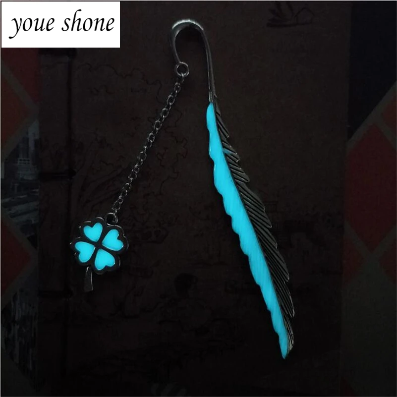 1Piece Bookmark Luminous Feathers Clover Creative Bookmark Gift Retro Evening Glow Metal Sun Bookmarks Fluorescent YOUE SHONE
1Piece Bookmark Luminous Feathers Clover Creative Bookmark Gift Retro Evening Glow Metal Sun Bookmarks Fluorescent YOUE SHONE