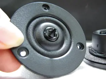 High Performance For Danish V-I-F-A rare earth magnetic high fever silk membrane tweeter
High Performance For Danish V-I-F-A rare earth magnetic high fever silk membrane tweeter