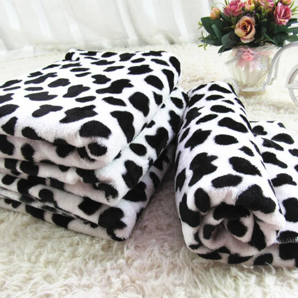 Cute Dog Bed Mats Soft Flannel Fleece Black-White Print Warm Pet Blanket Sleeping Beds Cover Mat For Small Medium Dogs Cats
Cute Dog Bed Mats Soft Flannel Fleece Black-White Print Warm Pet Blanket Sleeping Beds Cover Mat For Small Medium Dogs Cats