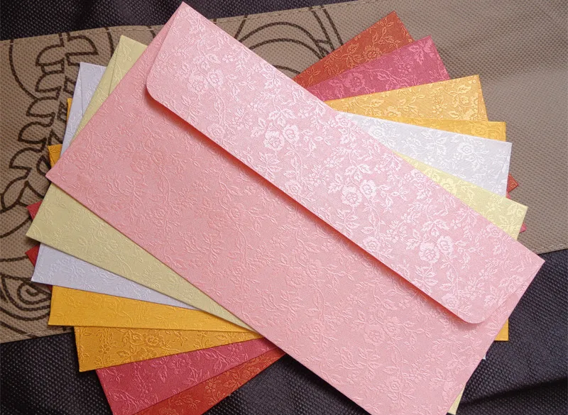 Small rose pattern envelope wedding card envelope high-grade pearl paper invitation envelopes 40pcs per sell
Small rose pattern envelope wedding card envelope high-grade pearl paper invitation envelopes 40pcs per sell