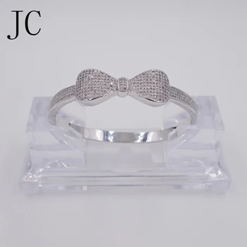 New Love bracelets for couple Europe and America style Bangle Cubic zircon stone luxury Women Bangles free shipment
New Love bracelets for couple Europe and America style Bangle Cubic zircon stone luxury Women Bangles free shipment